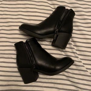 BOOTS TOPSHOP black leather